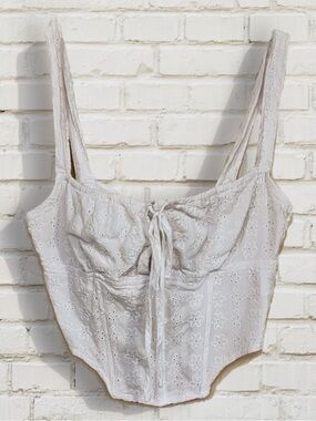 Princess Polly Floral Eyelet Cropped Cami Tank Size 6